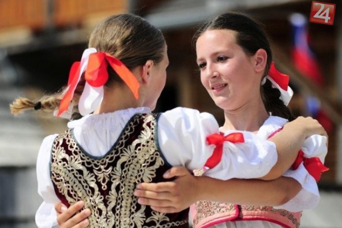 Ilustračný obrázok k článku Najznámejší folklórny festival na Spiši: Pozrite si kompletný program Spišských folklórnych  slávností