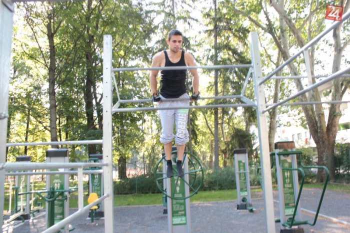 Ilustračný obrázok k článku Mladí workouteri prekonali vlastné limity: V bystrickom Mestskom parku podali neuveriteľné výkony