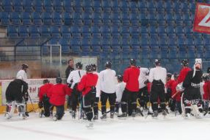 Ilustračný obrázok k článku Nové mená v obrane bystrických baranov: Káder vystužili mladí hráči s reprezentačnými skúsenosťami