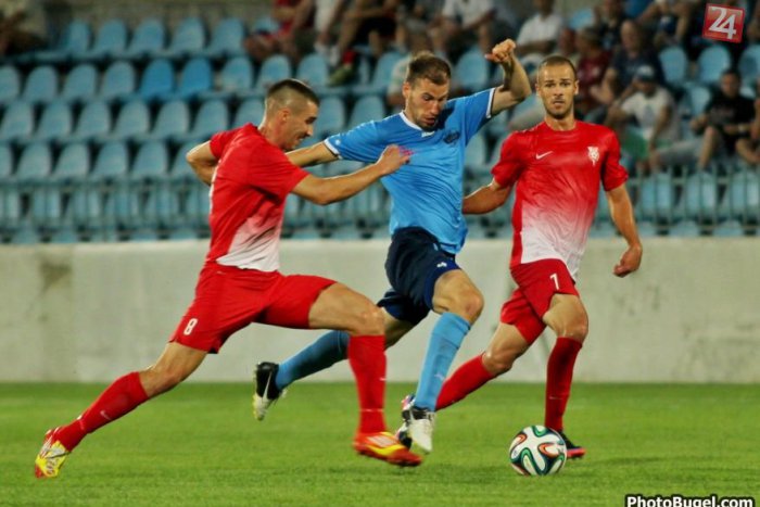 Ilustračný obrázok k článku Užite si Slovenský pohár pod Zoborom: Futbalisti zabojujú o postup do najlepšej šestnástky so Sereďou!