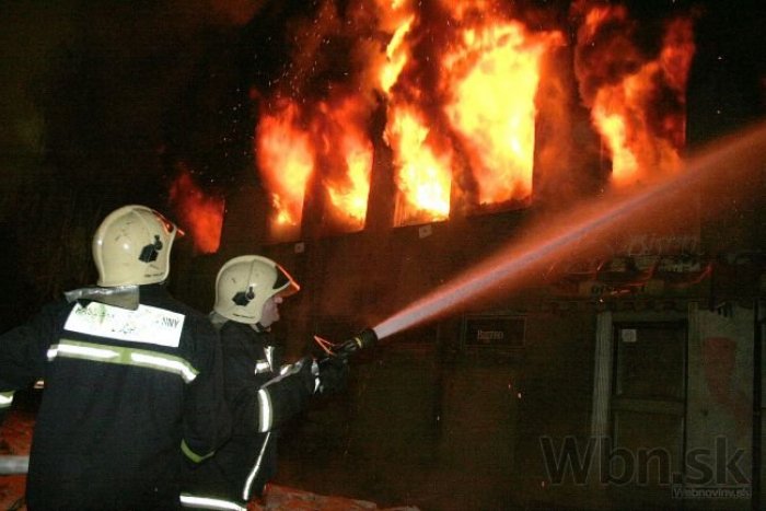 Ilustračný obrázok k článku Administratívnu budovu zachvátil požiar: Škoda sa vyšplhala na 100 000 eur!