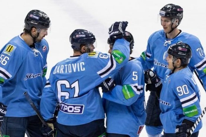 Ilustračný obrázok k článku Hokejový Slovan sa pripravuje na novú sezónu: Aké budú ceny vstupeniek?