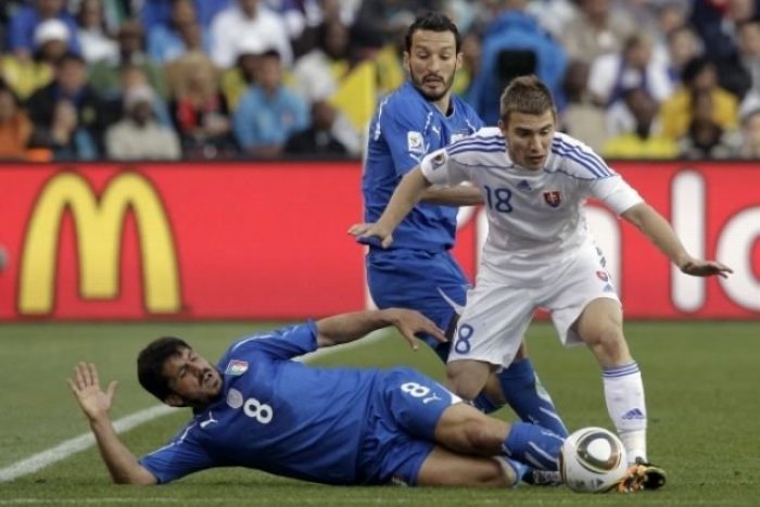 Ilustračný obrázok k článku Spartak sa posilňuje: Príde Greššák, na skúške Farrugia, záujem aj o Jendrišeka!