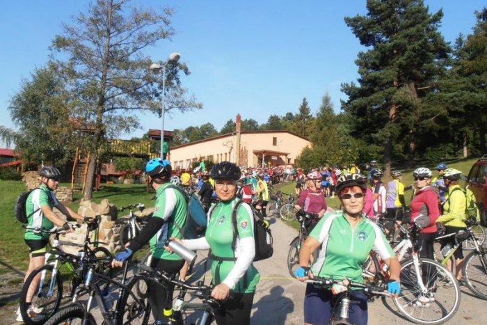 Ilustračný obrázok k článku Michalovskí turisti si užili letné počasie na bicykloch: Učarovali im krásy Slanských vrchov