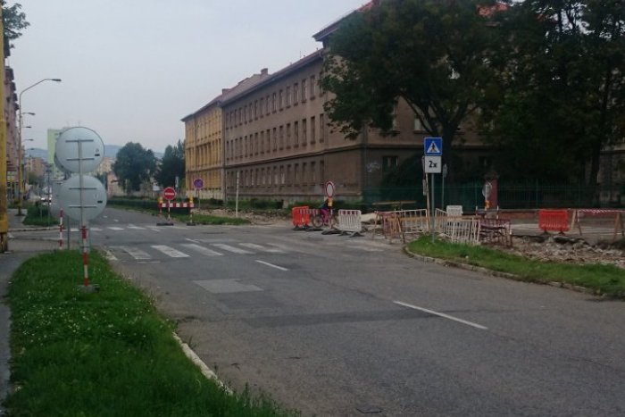 Ilustračný obrázok k článku Kuzmányho ulica bez policajtov: Rodičia školákov, bacha na toto miesto!