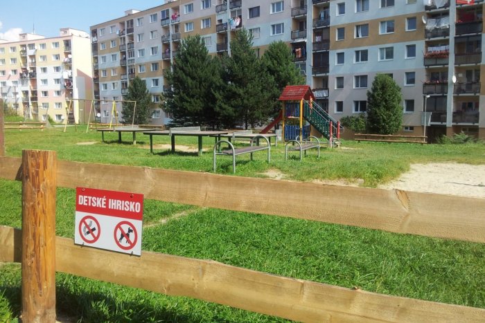 Ilustračný obrázok k článku Breznianske ihriská a pieskoviská: TOTO tu radšej neskúšajte, hrozí mastná pokuta!