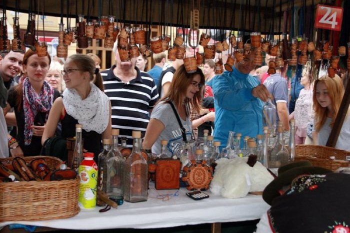 Ilustračný obrázok k článku Tradičný trnavský jarmok netradične aj v pondelok: Vžite sa do jeho atmosféry