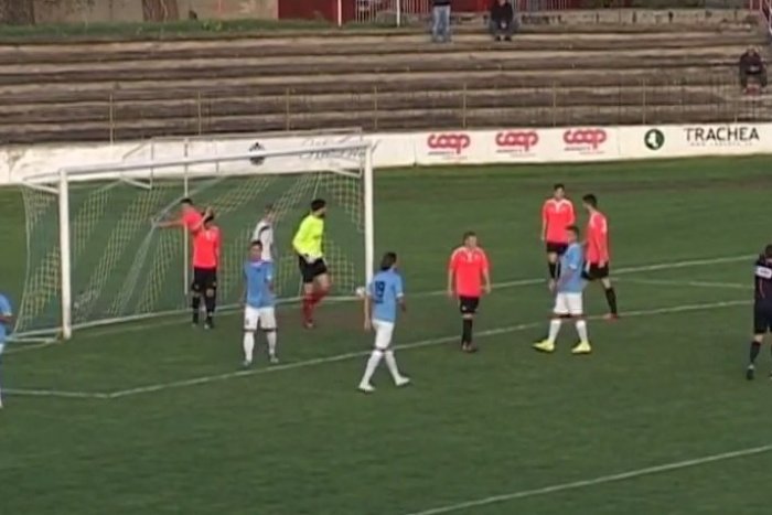 Ilustračný obrázok k článku Sen o postupe sa rozplynul: Topoľčany prehrali v 3. kole Slovnaft Cupu