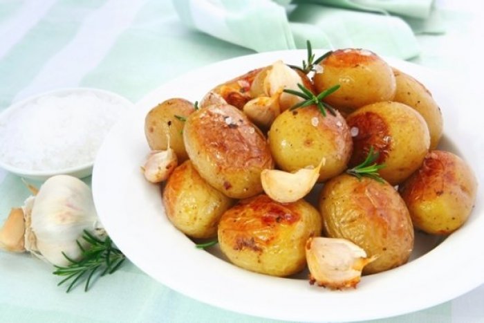 Ilustračný obrázok k článku Krumpľový festival: Pozrite si KOMPLETNÝ PROGRAM netradičnej zemiakovej parády!