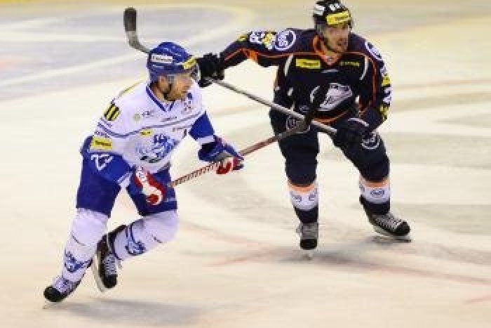 Ilustračný obrázok k článku Oceliari privítali na domácom ľade Popradčanov: Zápas rozhodli až samostatné nájazdy!