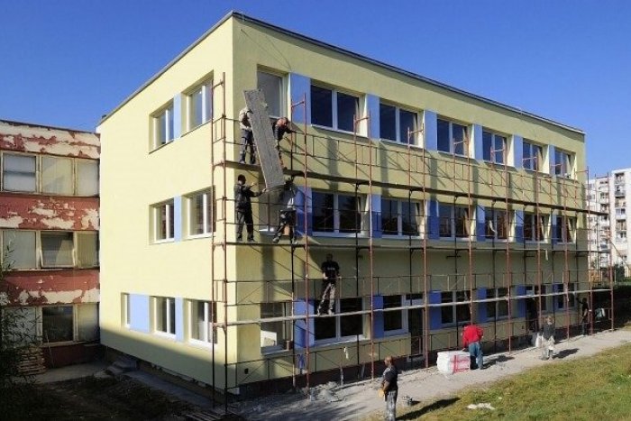 Ilustračný obrázok k článku Zo škôlky prístrešok pre sociálne najslabších: V Prešove chcú pomôcť ďalším deťom a ich rodičom