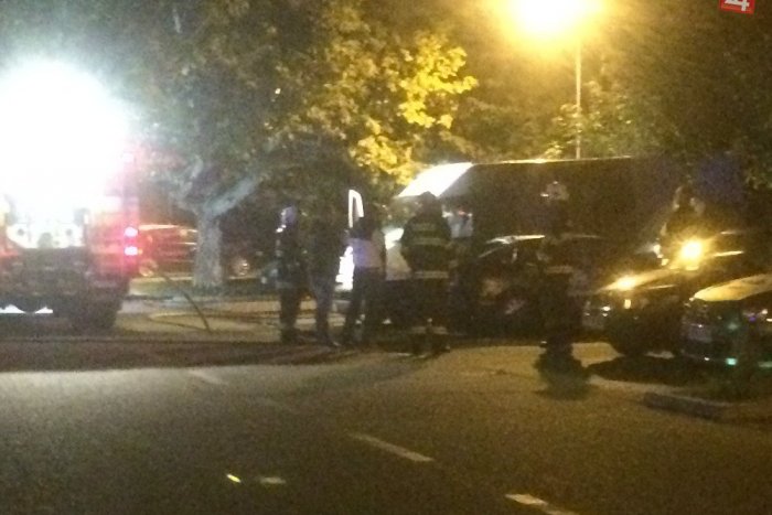 Ilustračný obrázok k článku Zhorené autá na parkovisku v Šali: VIEME, čo by mohla byť príčina požiaru!