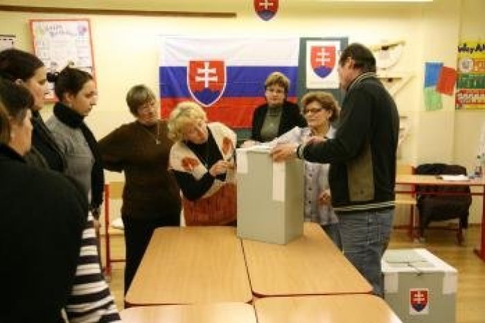 Ilustračný obrázok k článku V bratislavskej Vrakuni zaregistrovali šesť kandidátov na starostu