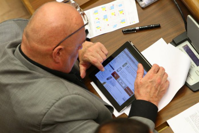 Ilustračný obrázok k článku Nové počítače a tablety na mestskom úrade: Radnica predpokladá ich všestranné využitie