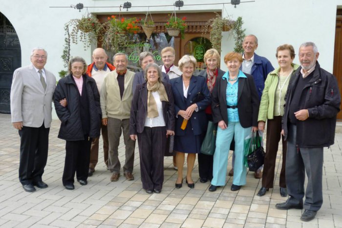 Ilustračný obrázok k článku Tak tomuto sa povie stretnutie: Po 56 rokoch spomínali na detské časy