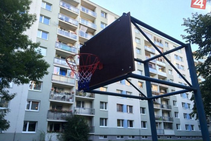 Ilustračný obrázok k článku FOTO: V Sásovej pribudli na ihriskách nové basketbalové koše