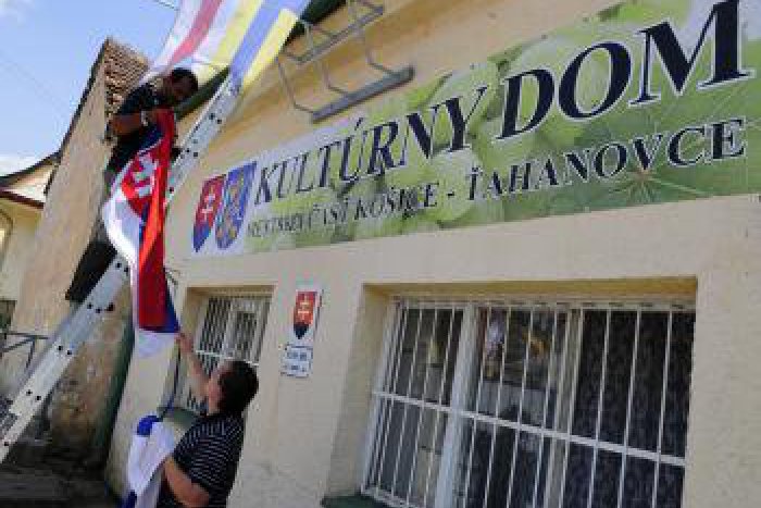 Ilustračný obrázok k článku Poviedky zo sídliska: Unikátna kniha prekvapí nielen Ťahanovčanov!