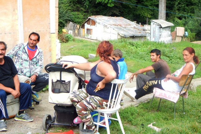 Ilustračný obrázok k článku Ďalšia páka mesta na osadu Pod Kortínou: Rómske občianske hliadky majú byť predĺženou rukou polície