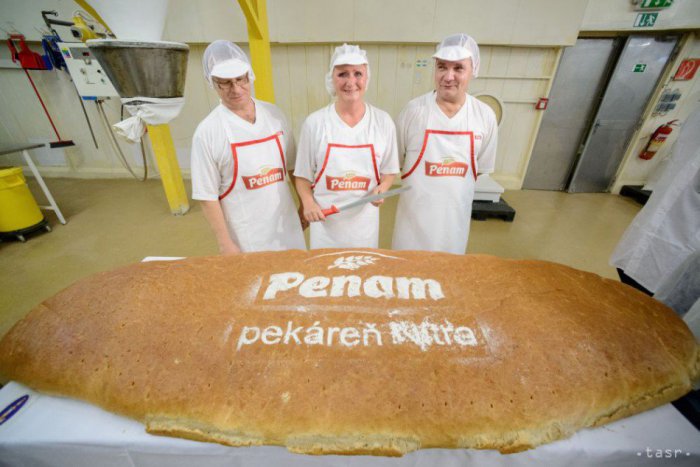 Ilustračný obrázok k článku V Nitre upiekli najväčší chlieb na Slovensku: Pre deti by ste z neho spravili takmer 500 desiat!