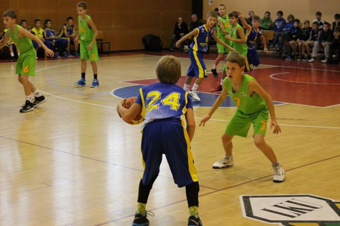 Ilustračný obrázok k článku Dramatický basket našich žiakov na pôde Litvy: Slzy na krajíčku aj potlesk od litovských fanúšikov!