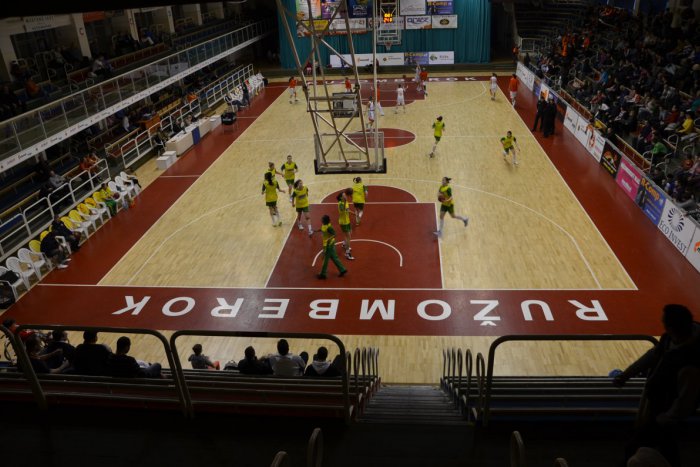 Ilustračný obrázok k článku Basketbalová Ruža už s novou posilou prehrala v Šamoríne