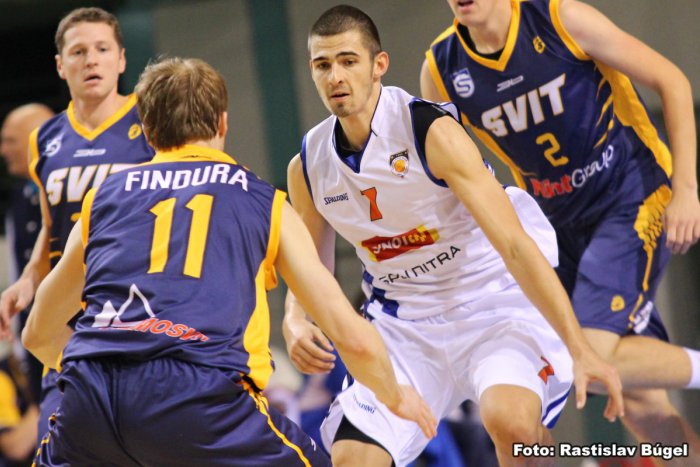 Ilustračný obrázok k článku Basketbalisti Svitu zbíjali pod Zoborom: Nitra pohorela v poslednej štvrtine!