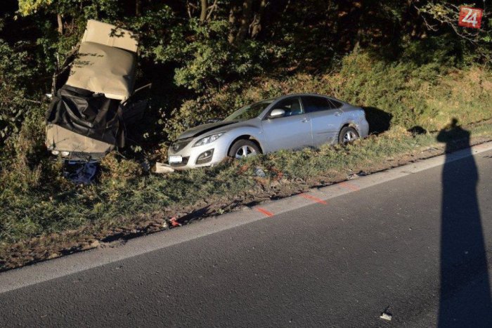 Ilustračný obrázok k článku Cestné nešťastie dopadlo tragicky: Po zrážke auto odhodilo do priekopy, vodič zahynul