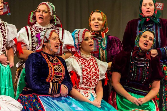 Ilustračný obrázok k článku Roztancovaná Rožňava a oslava 20. výročia ojedinelého zimného festivalu: Rok na Gemeri opäť v uliciach mesta!