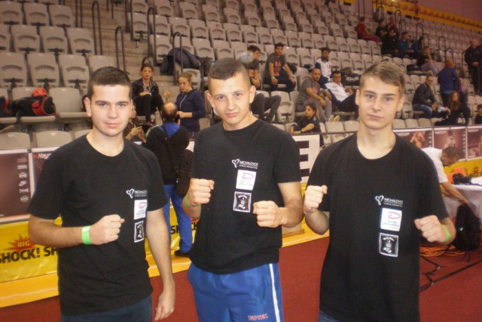 Ilustračný obrázok k článku Michalovskí kickboxéri zabodovali v Prahe: Na konte majú úspešné víťazstva a cenné medaile