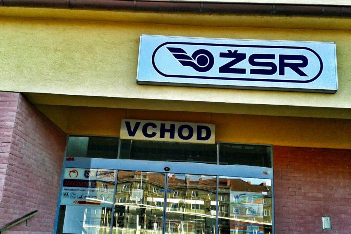 Ilustračný obrázok k článku Záujem o spoje počas Dušičiek prudko rastie: Nedeľný IC Šarišan z Humenného je už teraz vypredaný!