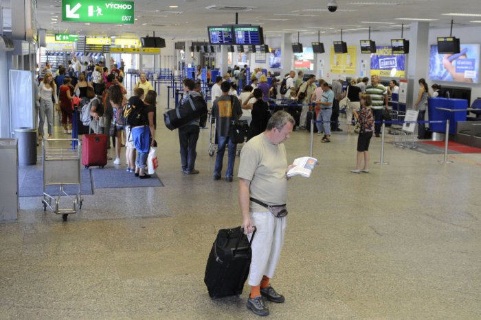 Ilustračný obrázok k článku Bratislavské letisko chce do dvoch rokov vybavovať ročne až dva milióny cestujúcich
