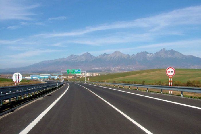Ilustračný obrázok k článku Uzávera na diaľnici: Cez predĺžený víkend sa vykoná servis a údržba