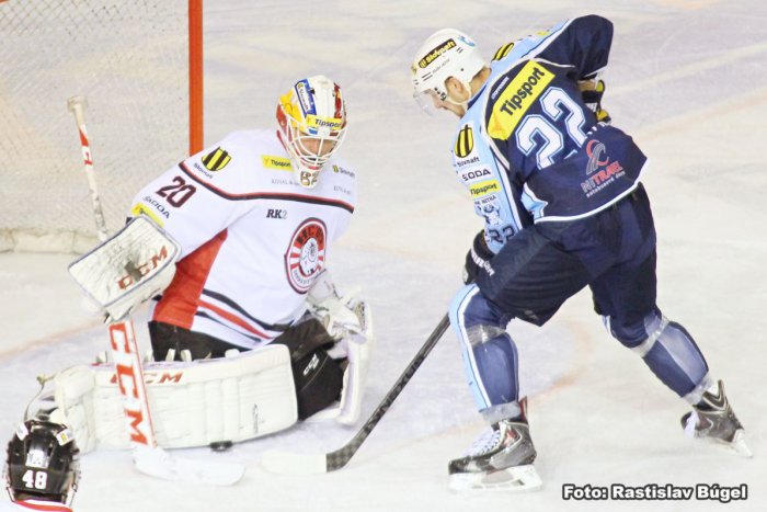 Ilustračný obrázok k článku Barani narazili pod Zoborom: Bystrickí hokejisti prehrali s Nitrou