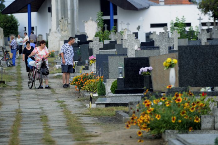 Ilustračný obrázok k článku Cintorín pre celú Bratislavu v katastrálnom území Jaroviec dostal stopku na dlhú dobu