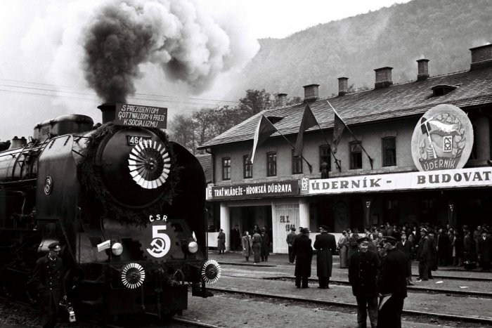 Ilustračný obrázok k článku Jazda na historickom vlaku aj originálna spomienková slávnosť: Trať mládeže bude mať 65 rokov!