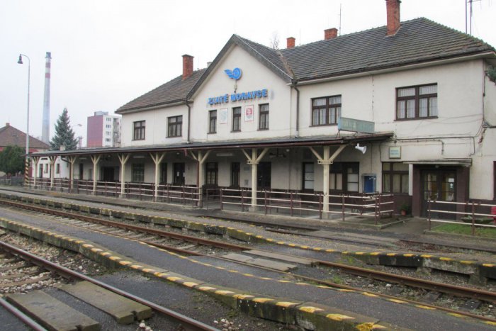 Ilustračný obrázok k článku Cez Moravce bude prechádzať mimoriadny vlak: Po železnici až na púť do Šaštína, vo vozňoch aj modlitby
