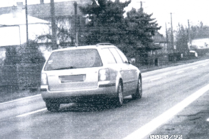 Ilustračný obrázok k článku Dedinu si pomýlil s pretekárskou dráhou? Michalovčanovi (58) namerali 120 km/h!