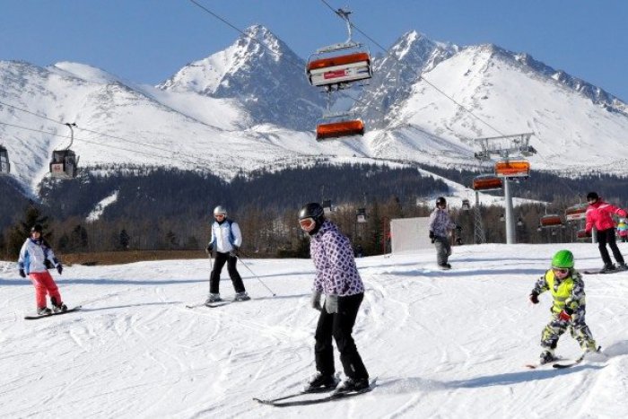 Ilustračný obrázok k článku A je to tu: Svahy v Jasnej otvárajú svoje brány, prvá lyžovačka už o pár hodín!