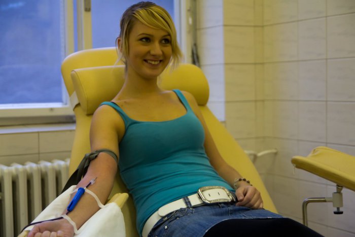 Ilustračný obrázok k článku ÚVN-ka naliehavo prosí darcov krvi skupiny  A Rh negatív