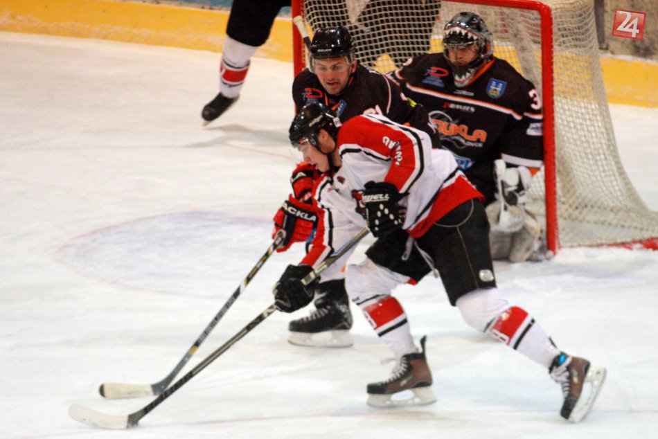 Ilustračný obrázok k článku Hokejisti majú za sebou piate ligové kolo: Vo vyrovnanom zápase prehra na ľade Michaloviec