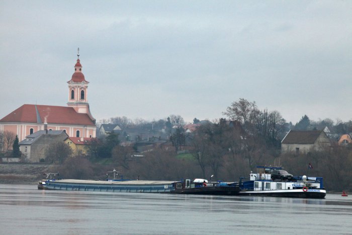 Ilustračný obrázok k článku Nové info o uviaznutej lodi naloženej cementom: Pozrite, ako došlo k nehode