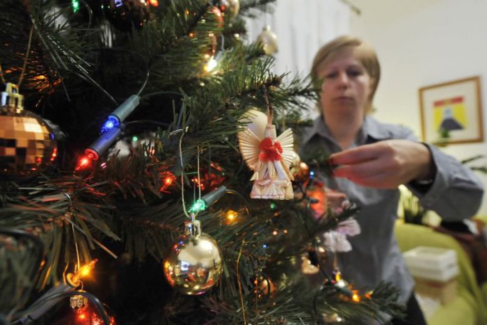 Ilustračný obrázok k článku Horiaci stromček nie je vianočnou tradíciou: Hasiči radia, ako mu predísť