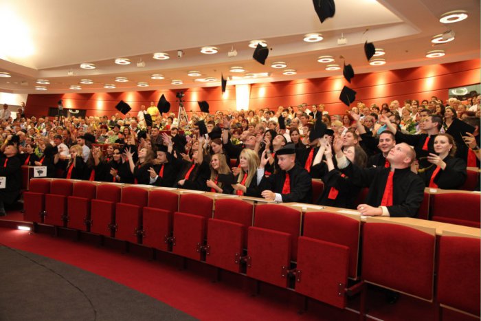 Ilustračný obrázok k článku Skvelé správy pre absolventov Prešovskej univerzity: V celej Európe budú mať uľahčené uznávanie diplomov