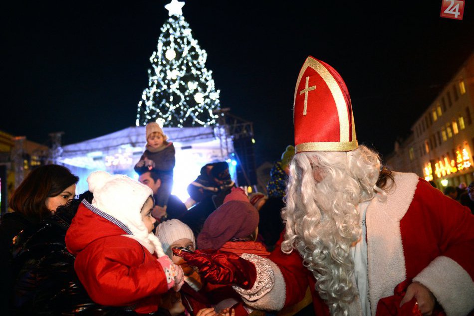 Ilustračný obrázok k článku KOMPLETNÝ PREHĽAD: Pozrite si Vianočný program 2015 v Topoľčanoch!