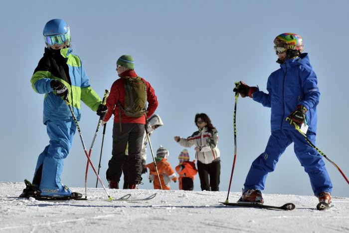 Ilustračný obrázok k článku Lyžiarska sezóna v okolí Zámkov odštartovaná: Ako to vyzerá s trokráľovou lyžovačkou?