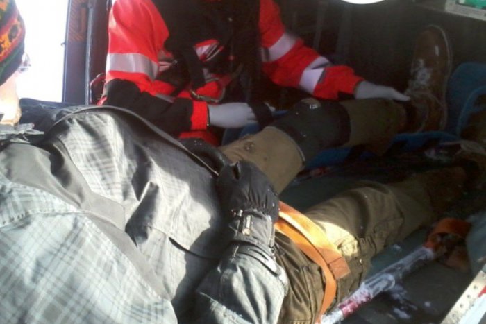 Ilustračný obrázok k článku Vrtuľník zasahoval pod Veľkým Chočom: Mladý Švajčiar (22) si poranil koleno