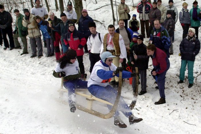 Ilustračný obrázok k článku Kalendár krňačkových pretekov: Úvodné kolá zrušené, Perinbaba nedodala dosť snehu