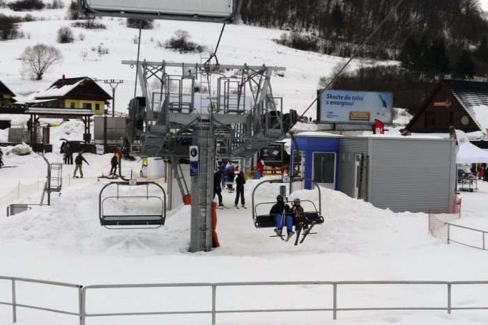 Ilustračný obrázok k článku Snehové správy: Vieme, kedy začne premávať sedačková lanovka v Mýte pod Ďumbierom