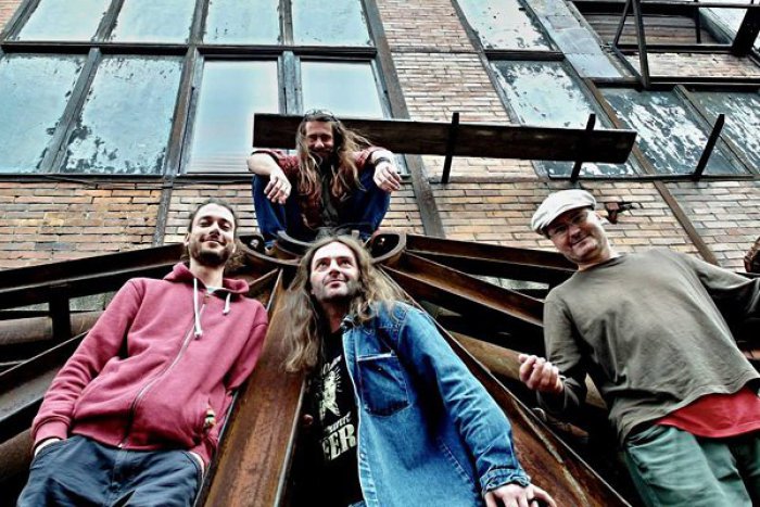 Ilustračný obrázok k článku ZVA 12-28 Band pracujú na novom albume: Vyjsť by mal na jar, pri pokrytí nákladov pomôžu aj fanúšikovia