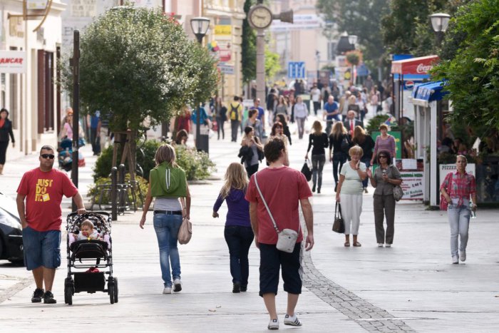 Ilustračný obrázok k článku Najnovšie údaje o počte obyvateľov: Na Slovensku žilo vlani cez 5,4 milióna ľudí